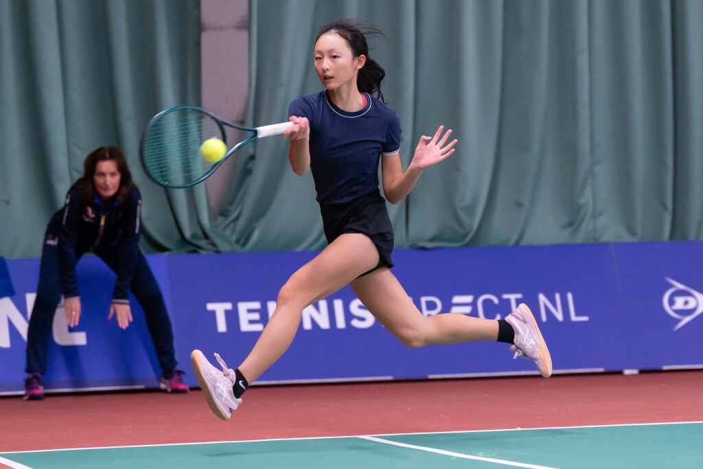 Meisjes 14 overtuigend naar finale Winter Cups in Tsjechië